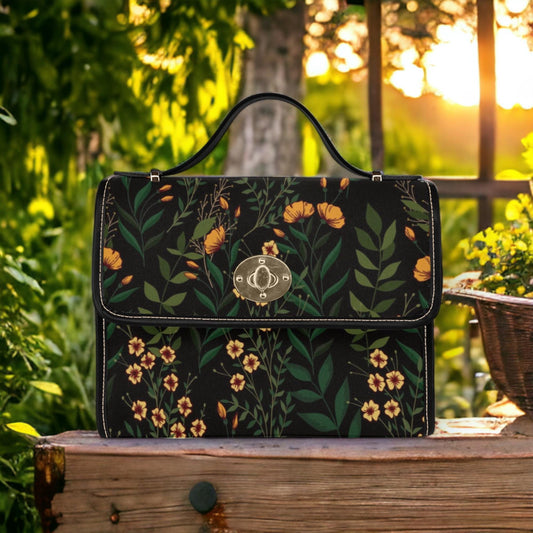 a purse sitting on top of a wooden bench