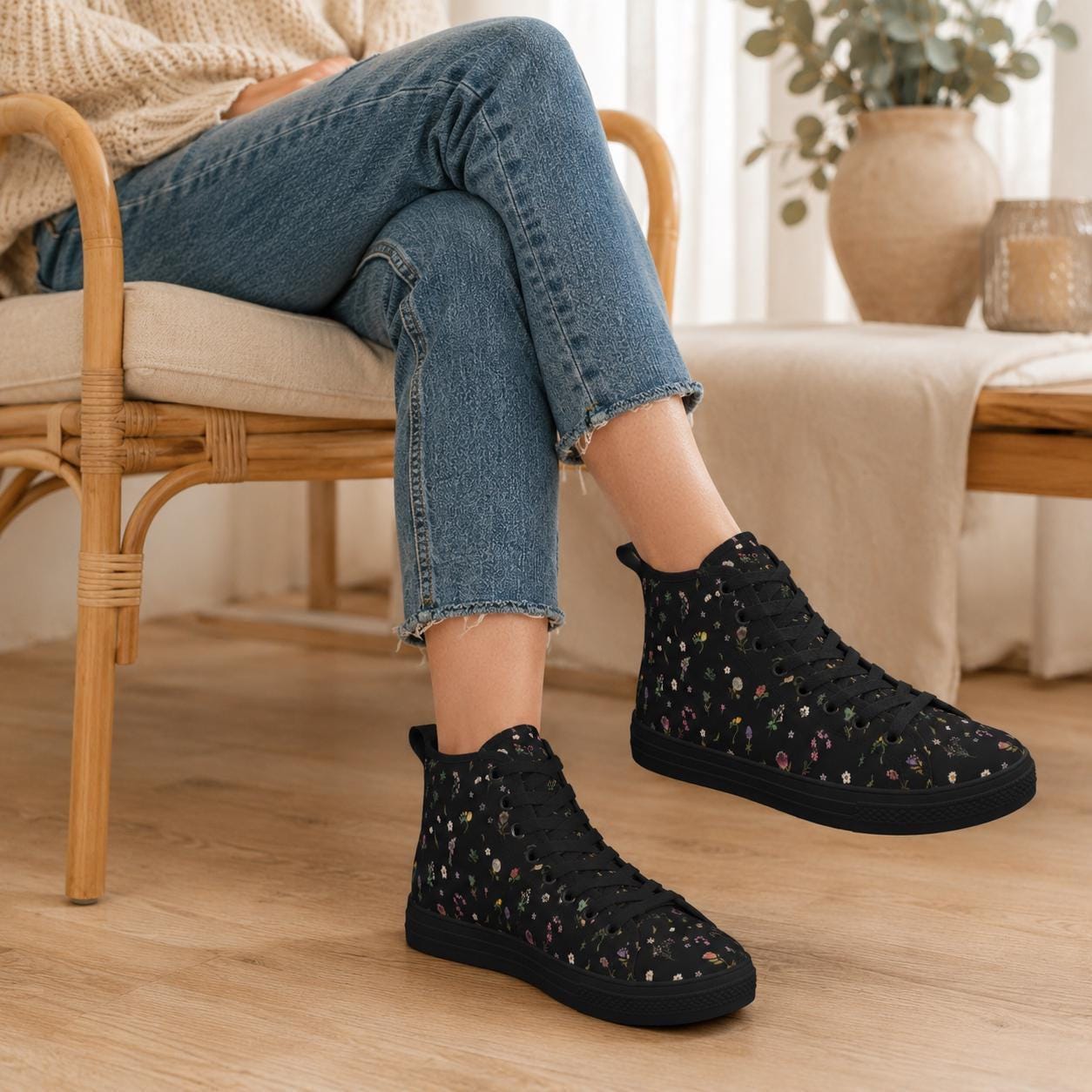 Black Floral High Top Canvas Sneakers, Ditsy Wildflower Print Lace Up Shoes