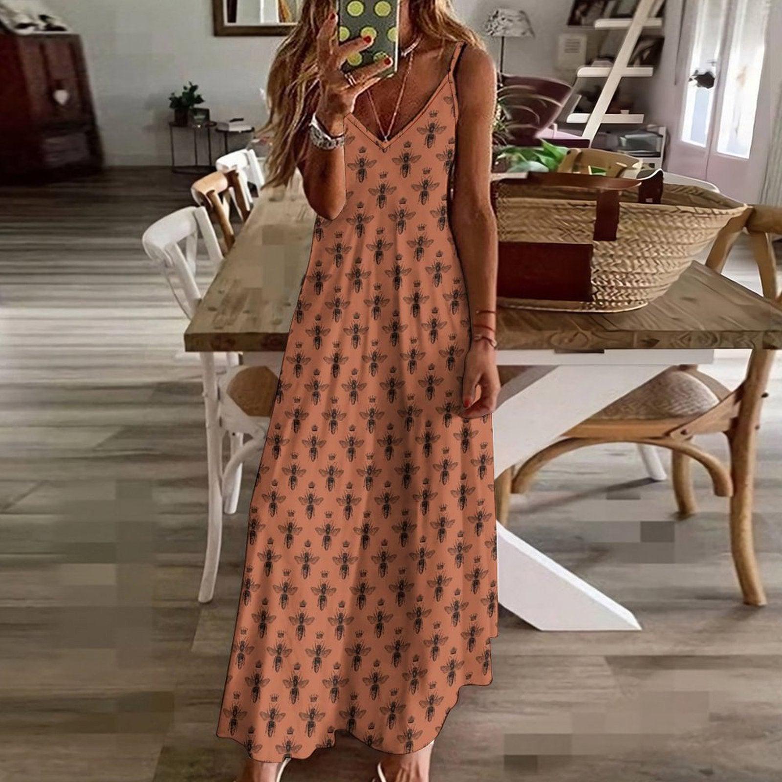 Rust Brown Bee Print Maxi Dress, Cottagecore Spaghetti Strap Sundress