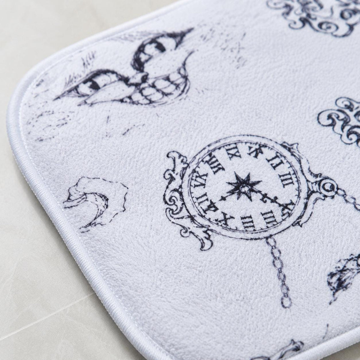 Alice in Wonderland Bathroom Rug Set, Clock and Key Storybook Bath Mats